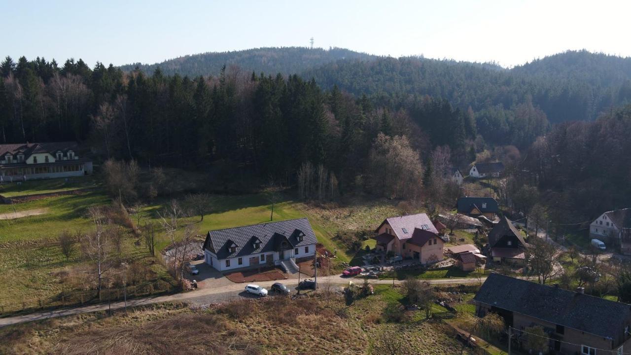 Pokoje Goscinne Art- Dworek Kudowa-Zdrój Exteriör bild