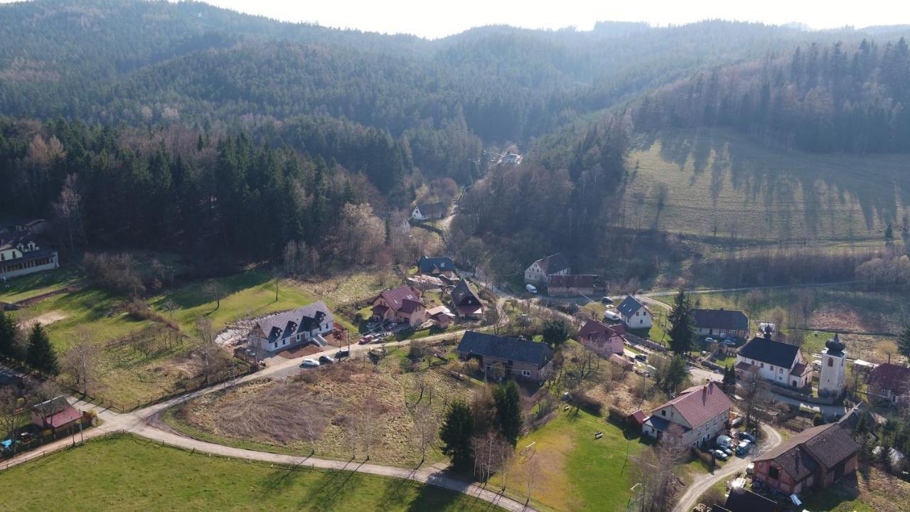Pokoje Goscinne Art- Dworek Kudowa-Zdrój Exteriör bild