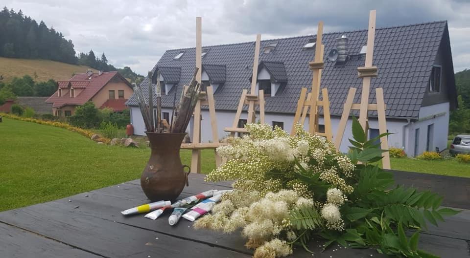 Pokoje Goscinne Art- Dworek Kudowa-Zdrój Exteriör bild